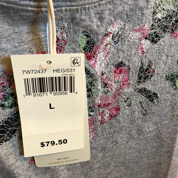 100% Cotton Lucky Brand Sweatshirt - Picture 7 of 11